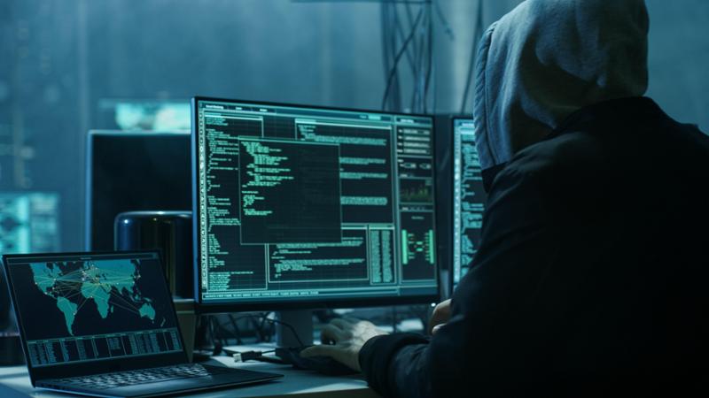 Pirateria audiovisiva, allarme economico: 2,2 miliardi di euro bruciati ogni anno in Italia