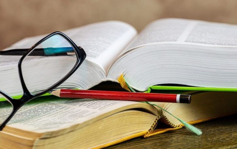 Rientro a scuola 2025: stangata sui libri, spesa in crescita del 13% in dieci anni