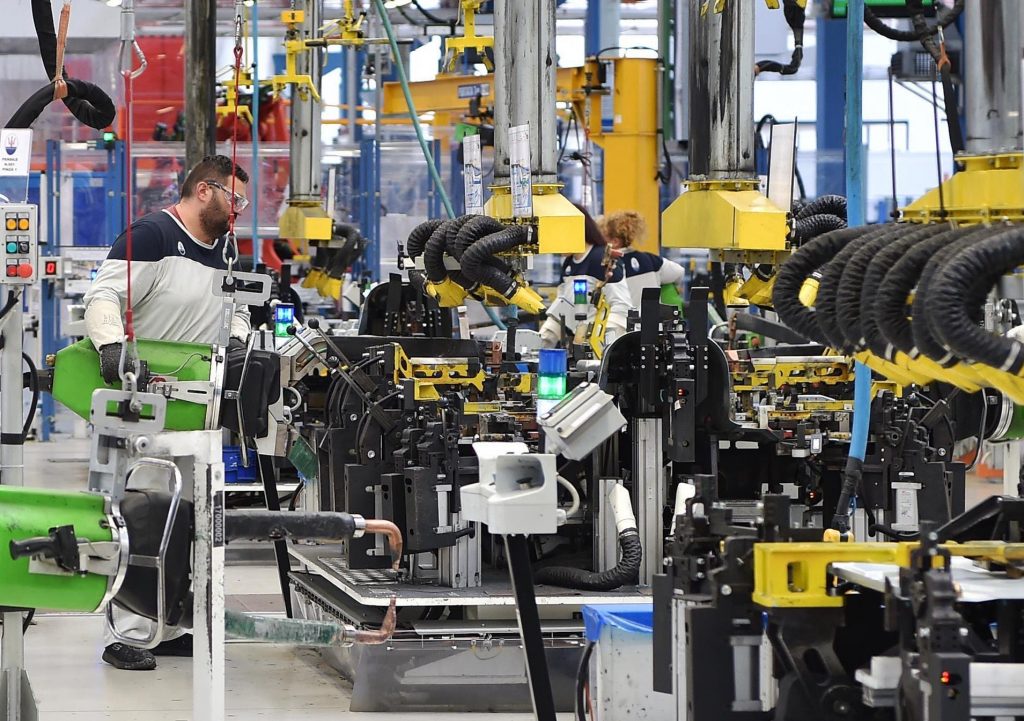 L’Italia e la sfida della produzione tecnologica