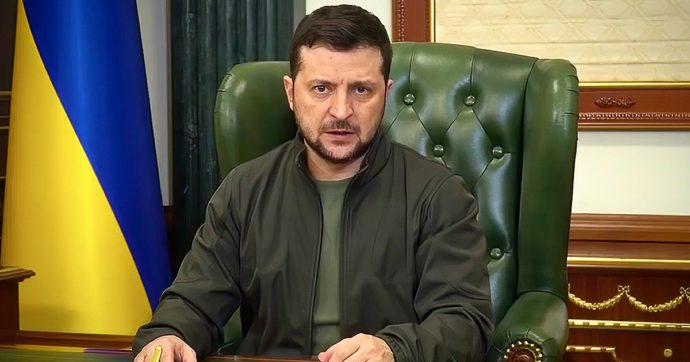 Zelensky: “Servono 300 Patriot entro l’inverno”. Trump apre alla produzione su licenza