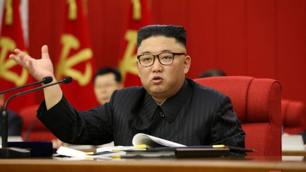 Kim Jong-un elogia le truppe nordcoreane rientrate dal fronte di Kursk