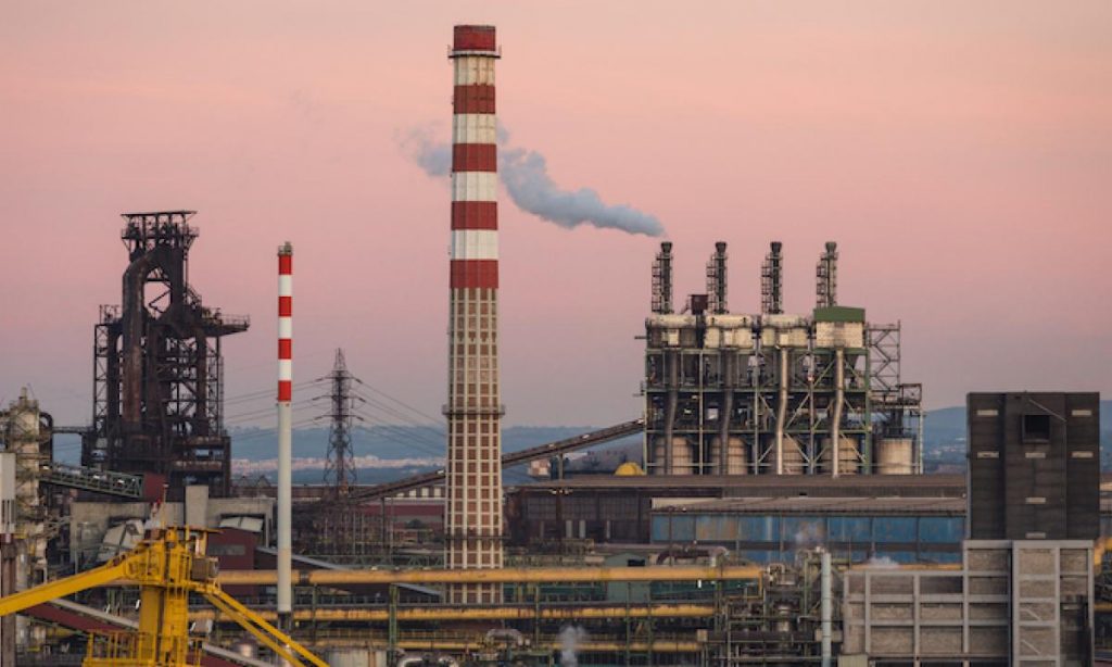 Ex Ilva Taranto, firmata intesa per la decarbonizzazione degli impianti