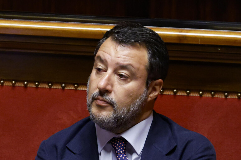 Sicurezza stradale, calano le vittime nei primi cinque mesi del 2026. Salvini: «Segnali incoraggianti, ma si può fare di più»