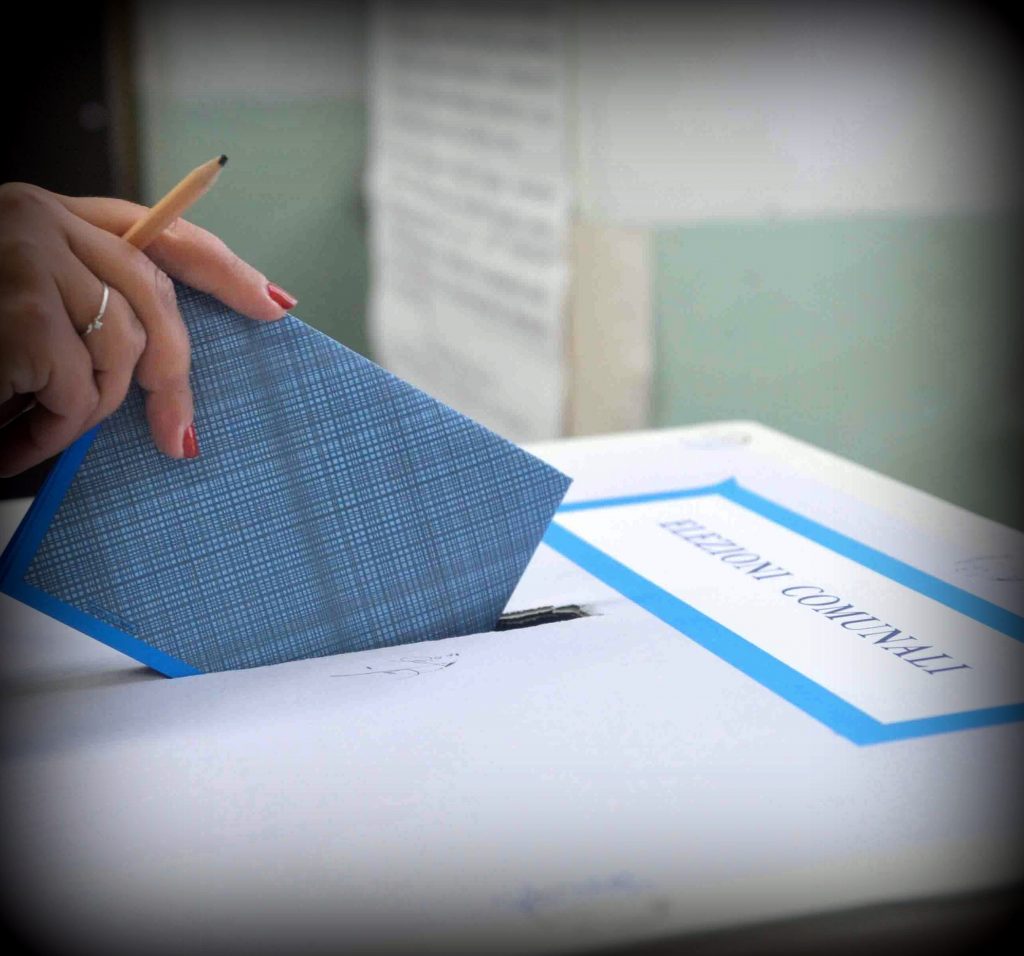 Sondaggio Swg, Fratelli d’Italia al 30,4%. Pd e M5S in calo