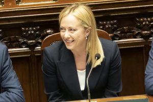 Meloni alla Milano Fashion Week: «Il governo c’è, la moda rappresenta la forza dell’Italia nel mondo»