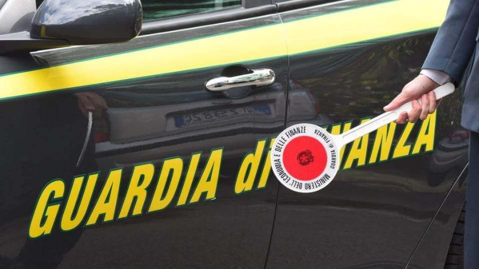 Stop ai botti illegali: maxi sequestro da 4 tonnellate nella Capitale