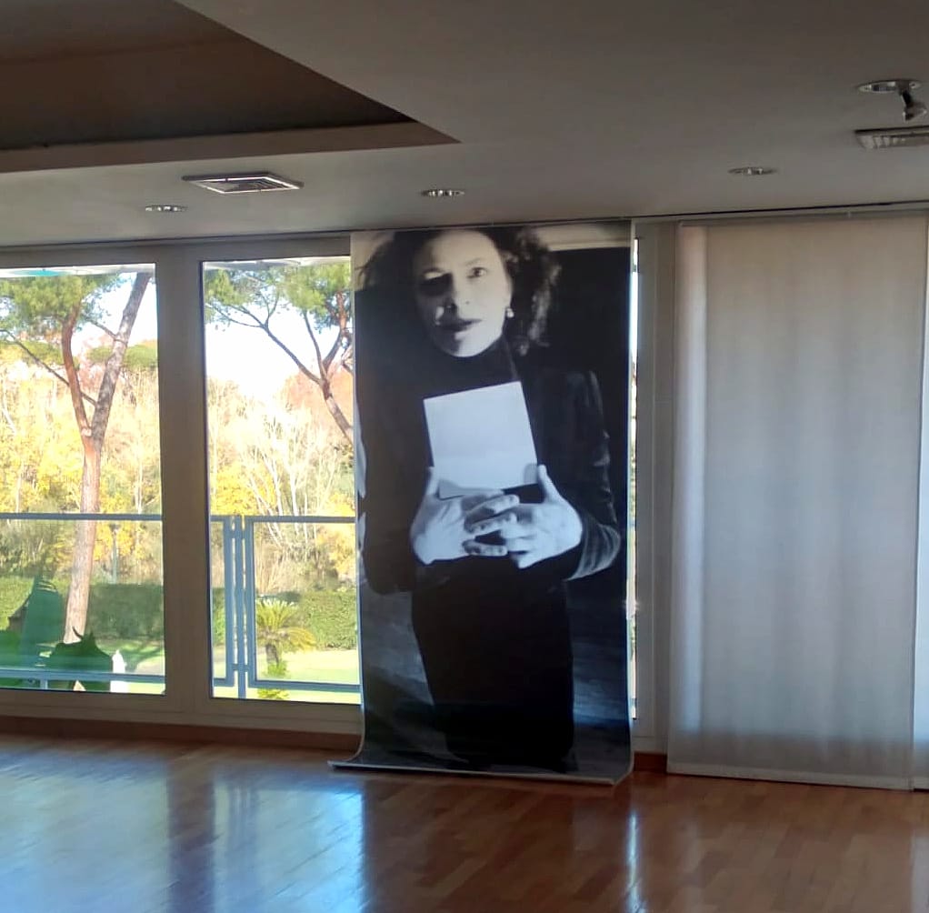 Italia & America: l’arte senza confini di Antonia Di Giulio. Eleganza, rinascita e dialogo culturale tra Roma e New York, tra tradizione italiana e sguardo internazionale