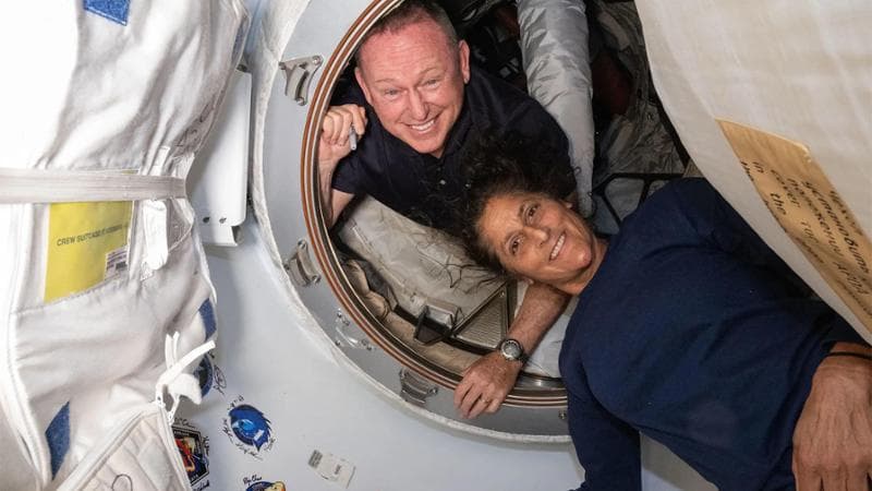 Rientro anticipato dalla Stazione Spaziale Internazionale: quattro astronauti tornano sulla Terra per un’emergenza medica