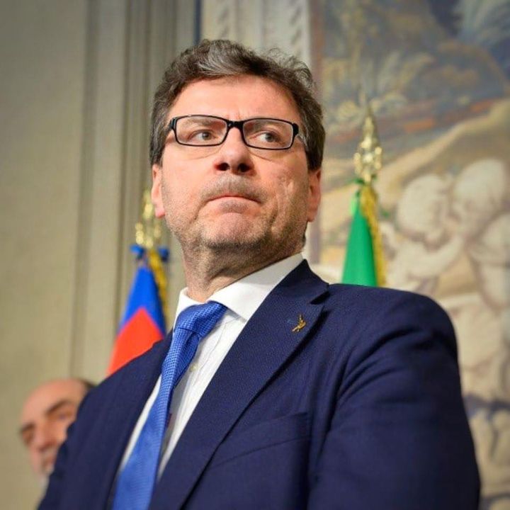 Giorgetti: aumento spese per la difesa senza tagli alle politiche sociali
