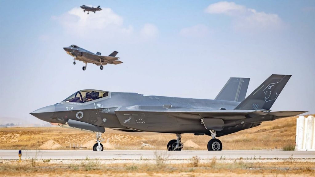Medio Oriente, escalation del conflitto: raid su Teheran, Houthi entrano in guerra