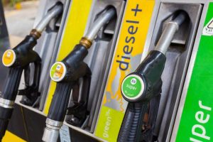 Carburanti, scade lo sconto sul gasolio: arrivano le accise mobili, cosa cambia per i prezzi