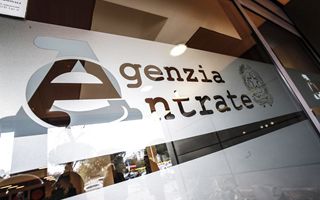 Fisco, in arrivo l’addebito automatico degli F24: tasse e contributi direttamente dal conto corrente