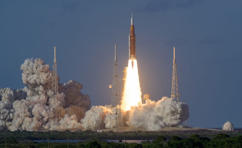 La NASA tenta di salvare il telescopio Swift: missione da 30 milioni per evitare la caduta sulla Terra