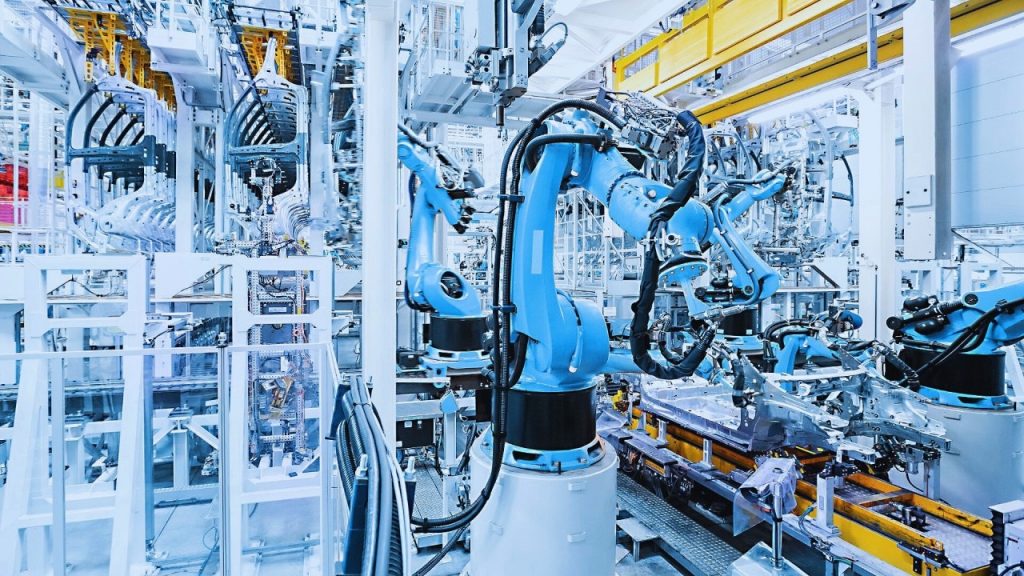 Italia, scompaiono le tute blu: persi 700mila posti nell’industria in 17 anni