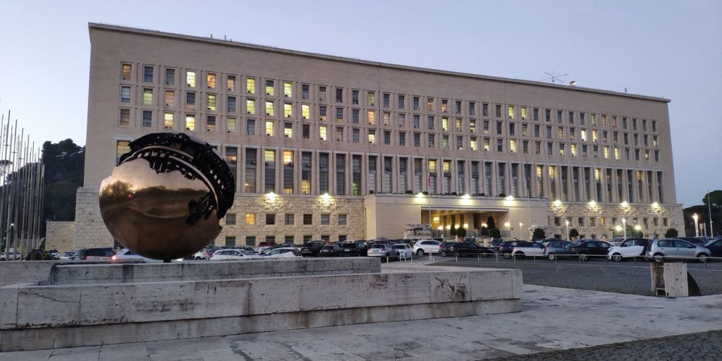 Quindicenne italiano resta in carcere a Malta: respinta la cauzione, la famiglia denuncia violazioni dei diritti